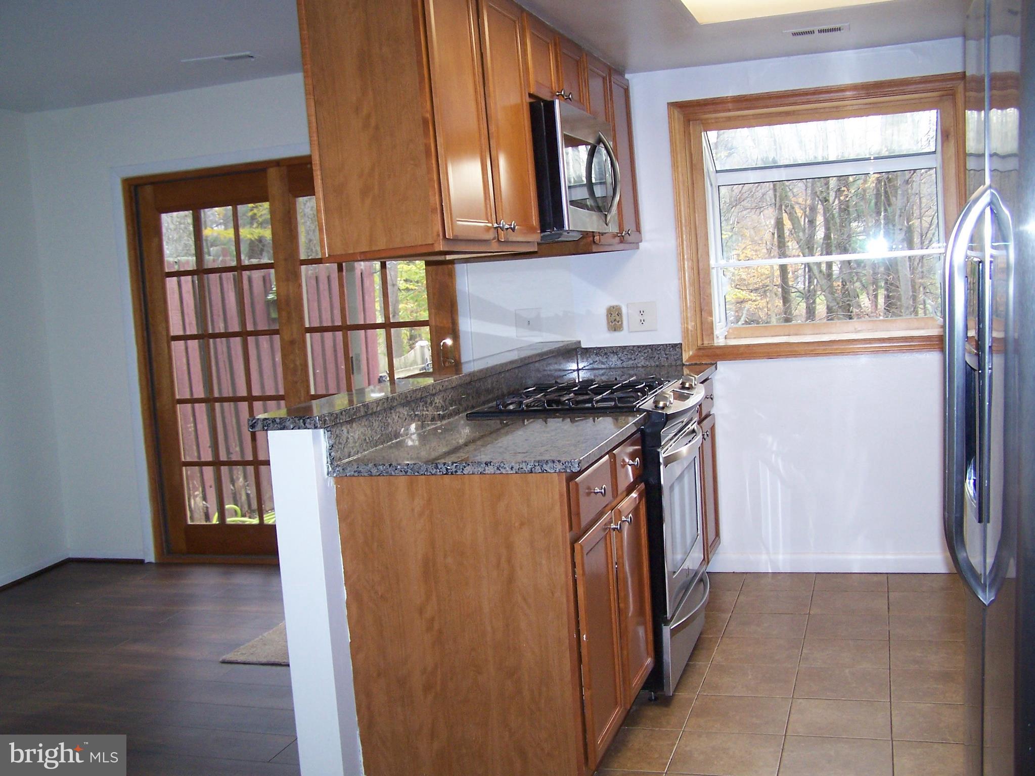 2850 Aquarius Avenue Silver Spring, MD 20906 - Photo 8 of 26 Gallery Image 8