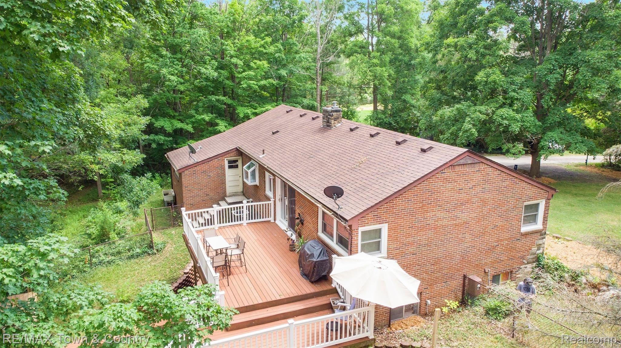 6812 East River Road Flushing, MI 48433 - Photo 31 of 33 o7m32EUg.jpeg