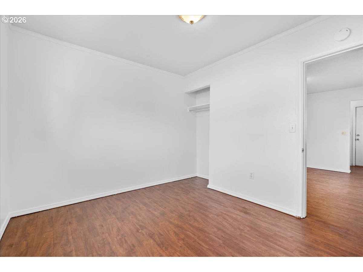 1070 Deer Island Road St. Helens, OR 97051 - Photo 23 of 34 a view of an empty room