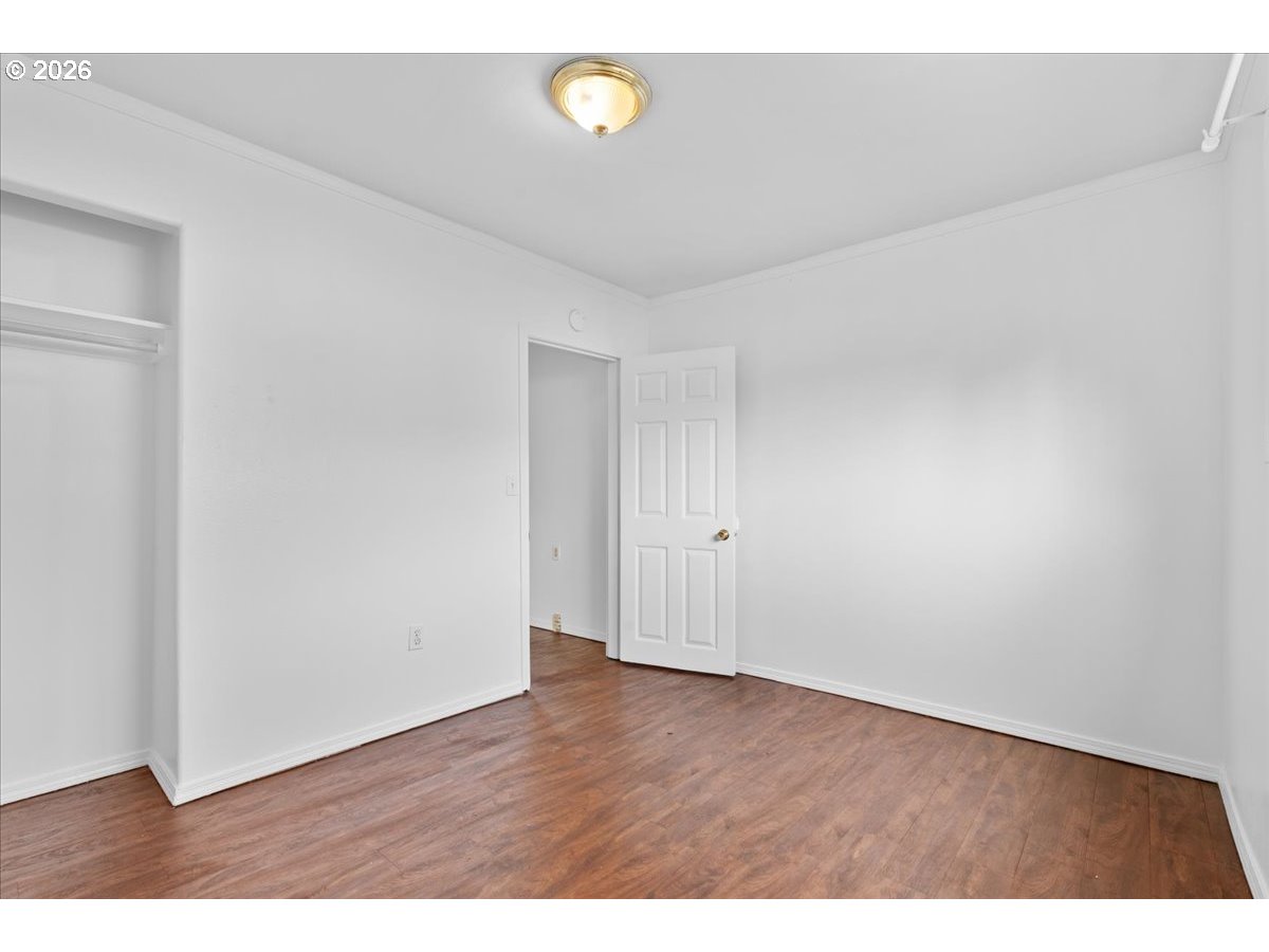 1070 Deer Island Road St. Helens, OR 97051 - Photo 24 of 34 a view of an empty room