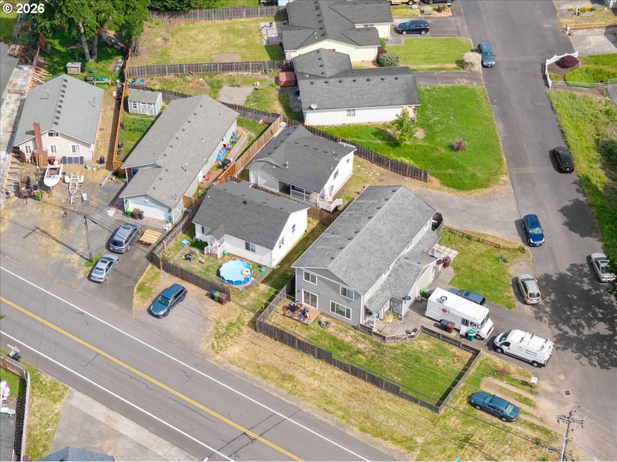 1070 Deer Island Road St. Helens, OR 97051 - Photo 28 of 34 an aerial view of residential house with outdoor space and parking