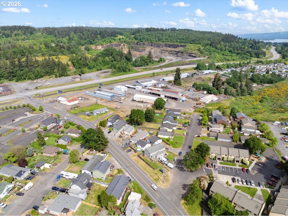 1070 Deer Island Road St. Helens, OR 97051 - Photo 33 of 34 an aerial view of a city