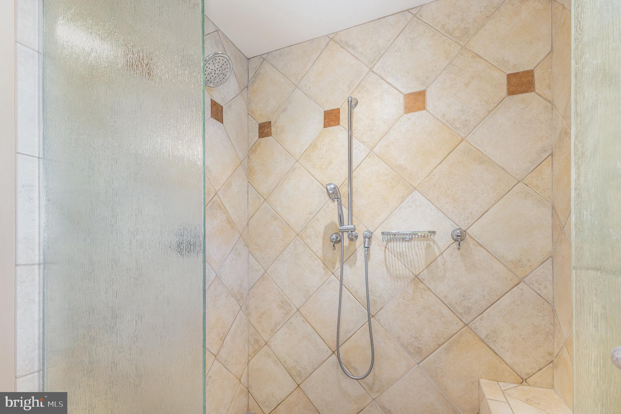 2445 Raleigh Drive Lancaster, PA 17601 - Photo 15 of 34 Gallery Image 15