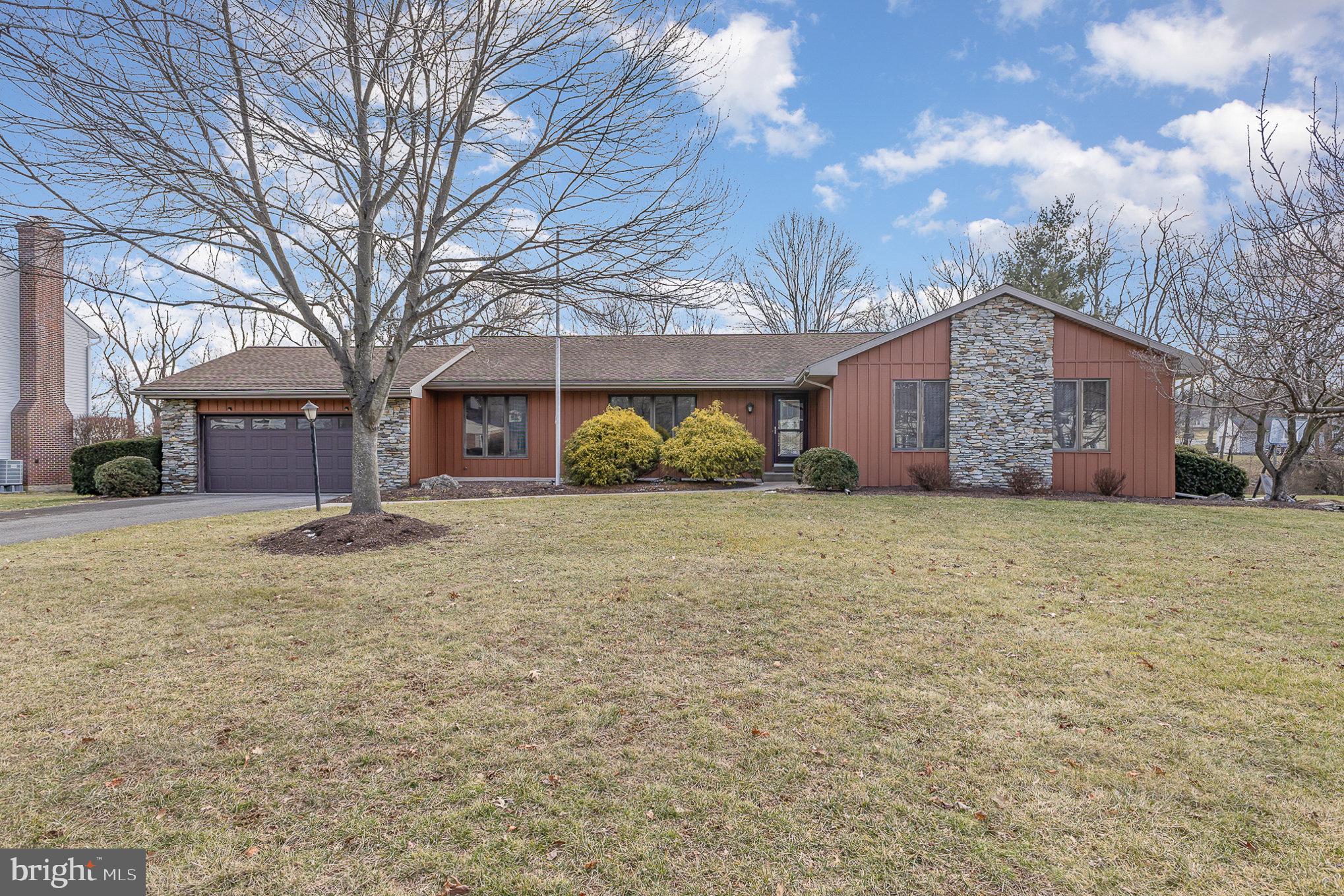 2445 Raleigh Drive Lancaster, PA 17601 - Photo 2 of 34 Gallery Image 2