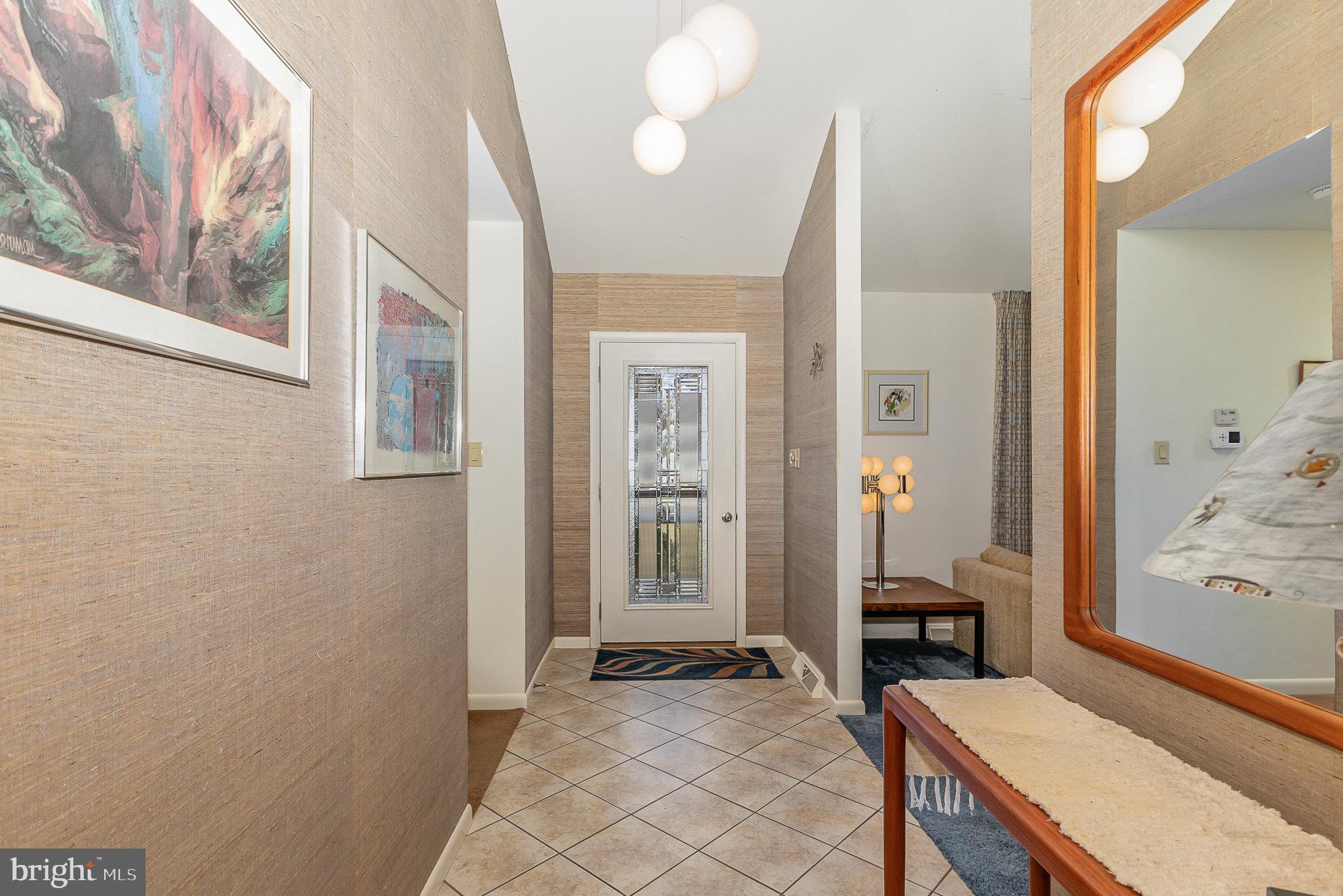 2445 Raleigh Drive Lancaster, PA 17601 - Photo 3 of 34 Gallery Image 3