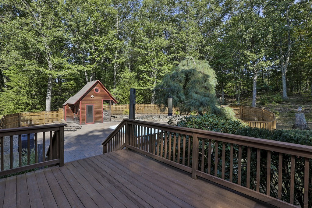 218 7 Star Road Groveland, MA 01834 - Photo 9 of 30 Gallery Image 9
