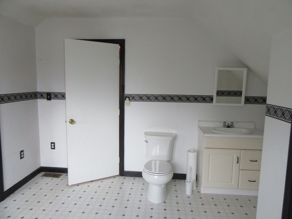 130 Old Road Dracut, MA 01826 - Photo 19 of 23 Gallery Image 19