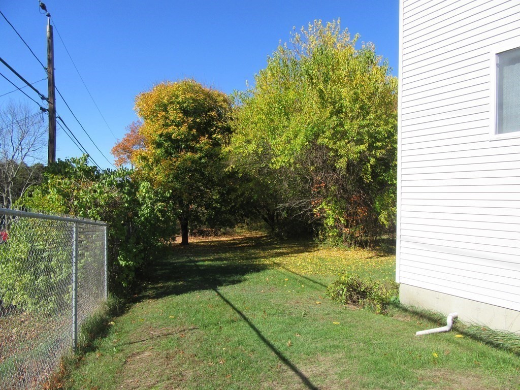 130 Old Road Dracut, MA 01826 - Photo 5 of 23 Gallery Image 5