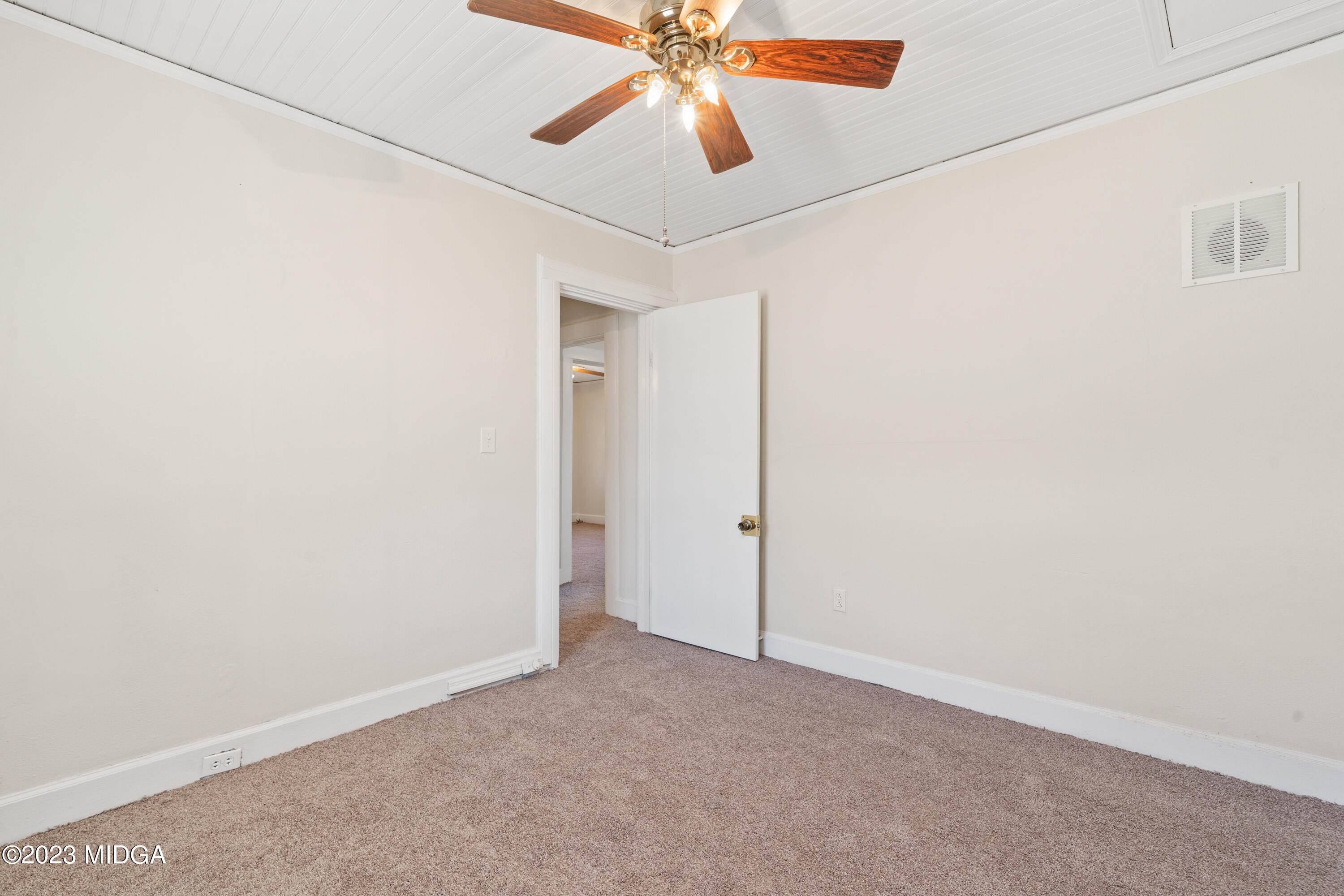 2546 Robinhood Road Macon, GA 31206 - Photo 14 of 22 2546 Robinhood Rd-04759