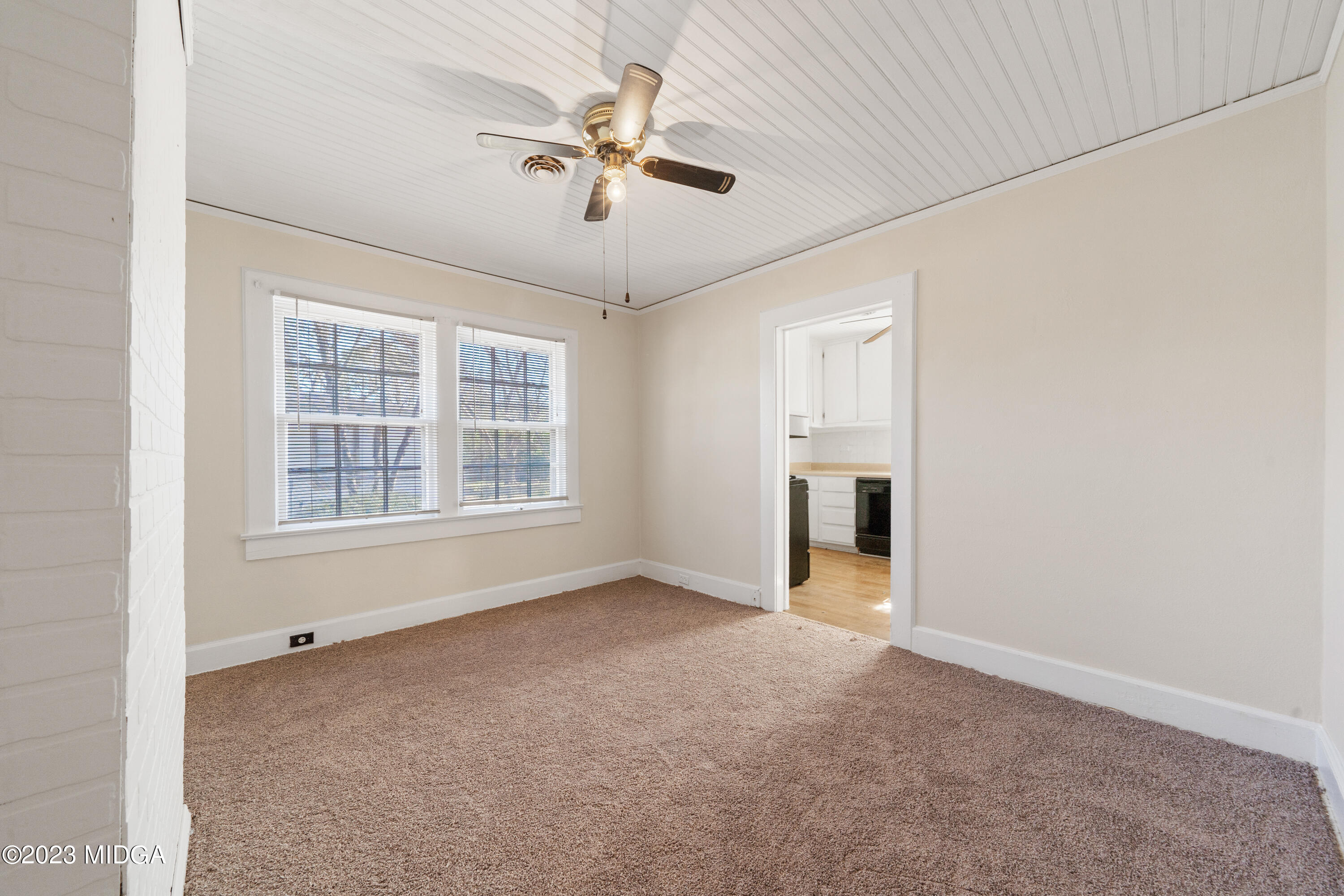 2546 Robinhood Road Macon, GA 31206 - Photo 8 of 22 2546 Robinhood Rd-04741