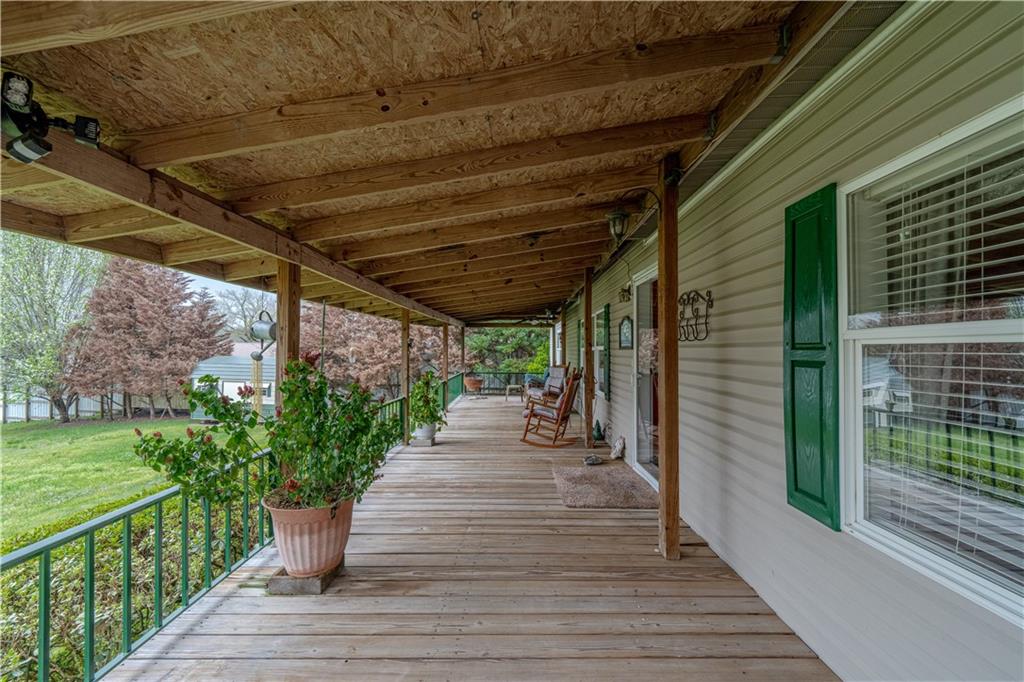 2029 Lakeside Loop Many, LA 71449 - Photo 3 of 58 Gallery Image 3