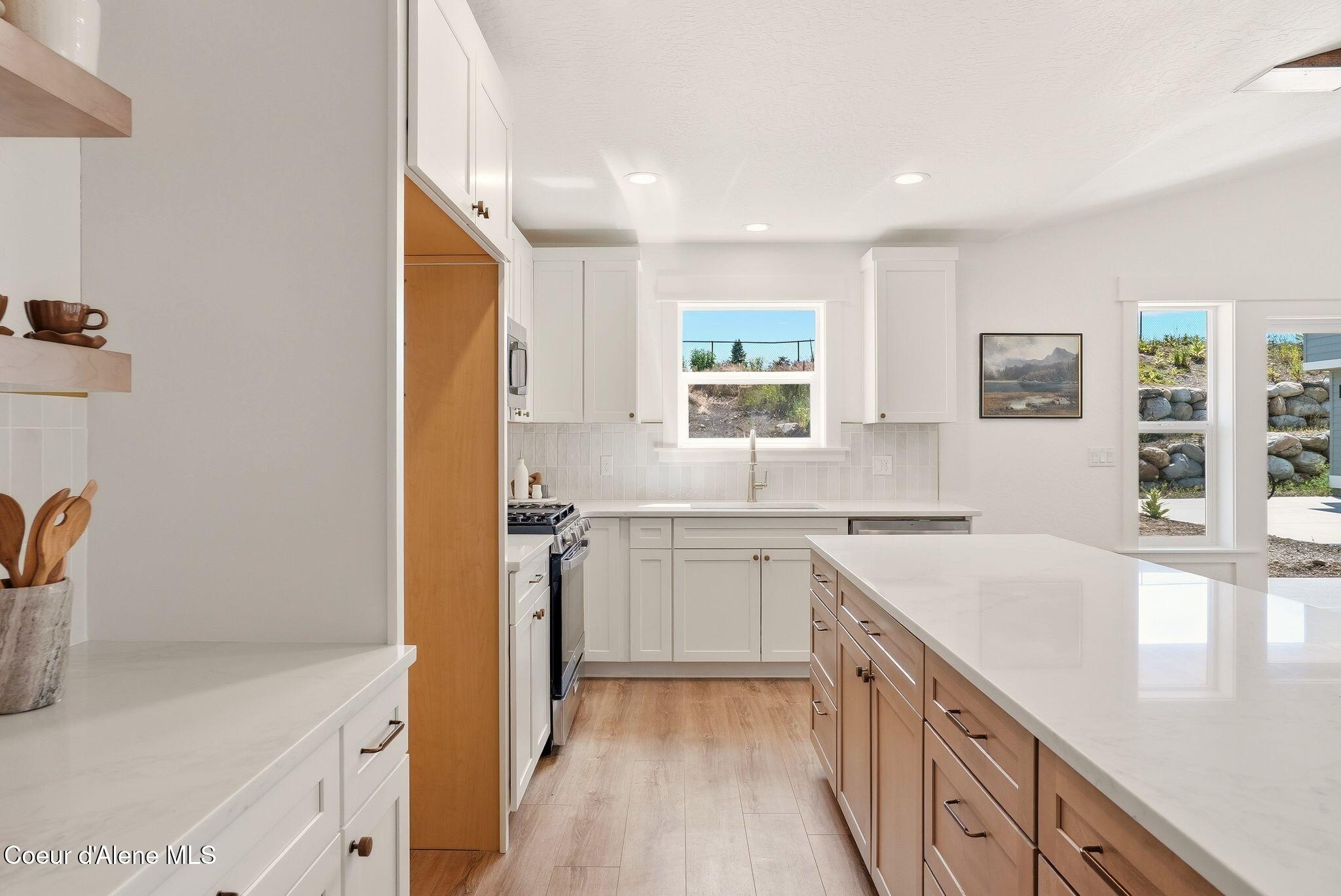 3476 Blaze Loop Post Falls, ID 83854 - Photo 12 of 33 Kitchen