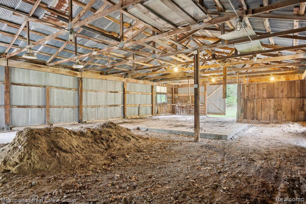 2850 Pardee Road Howell, MI 48843 - Photo 41 of 45