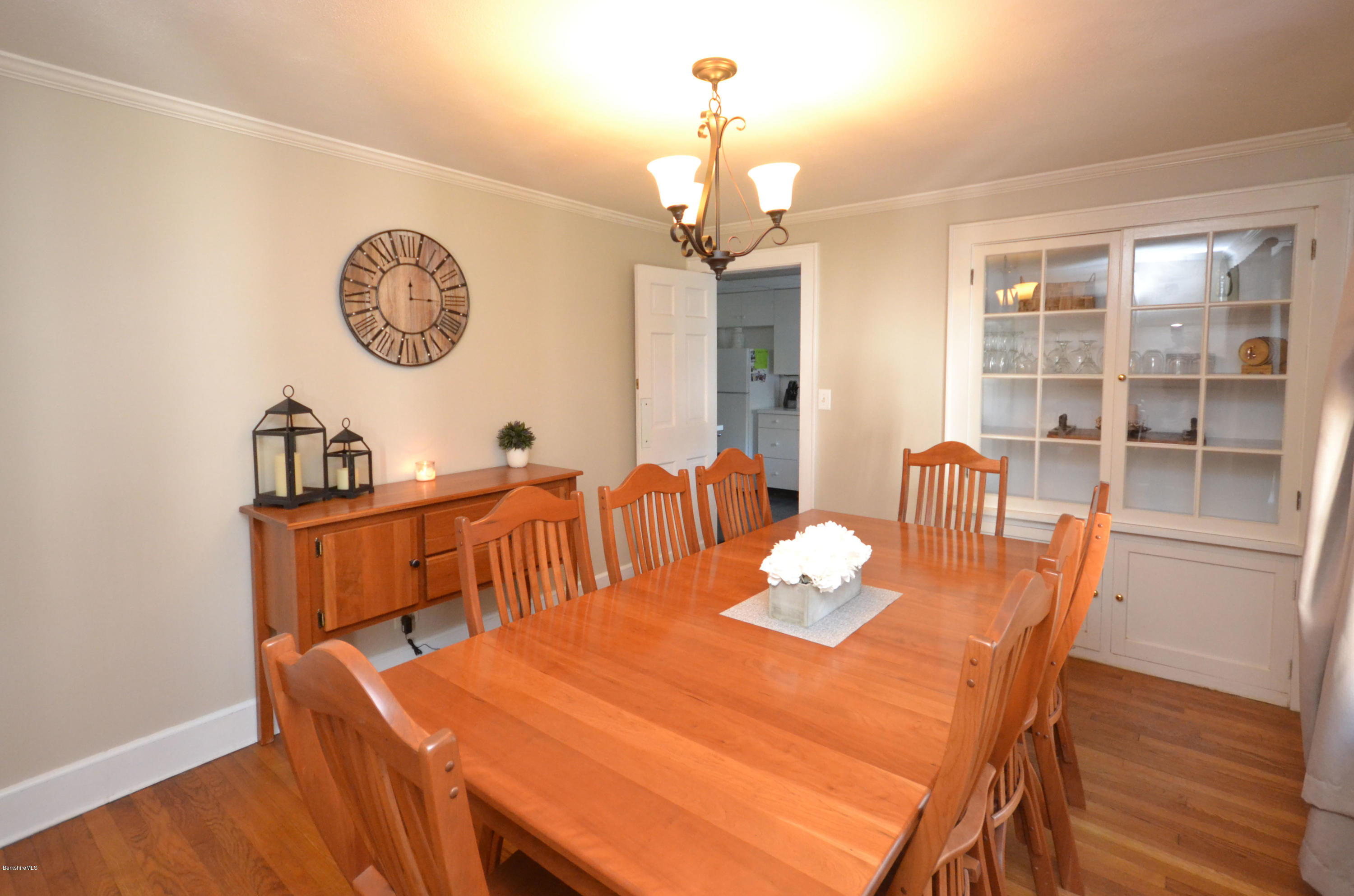 135 South Mountain Road Pittsfield, MA 01201 - Photo 15 of 43 Dining Room