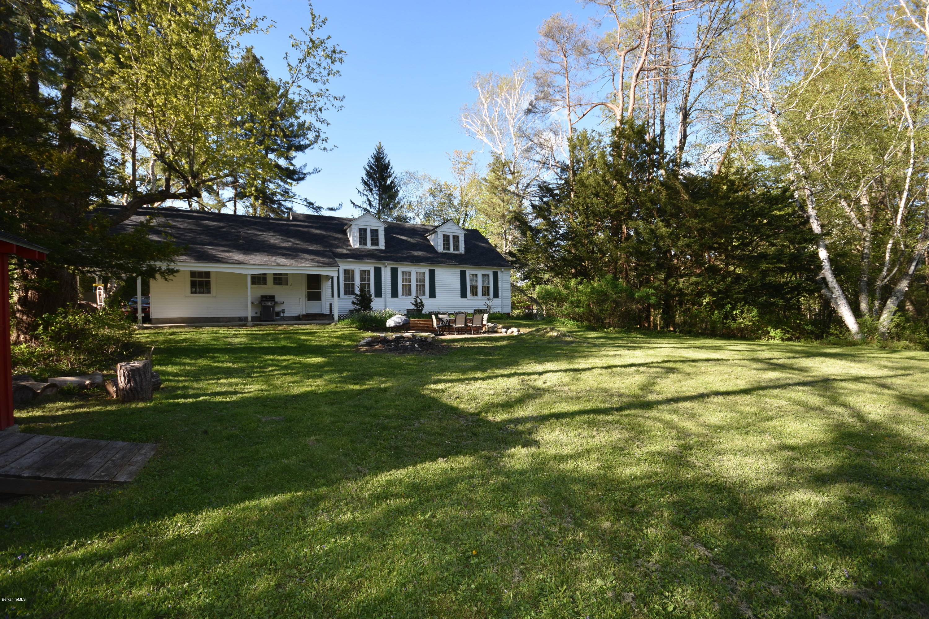 135 South Mountain Road Pittsfield, MA 01201 - Photo 39 of 43 Exterior