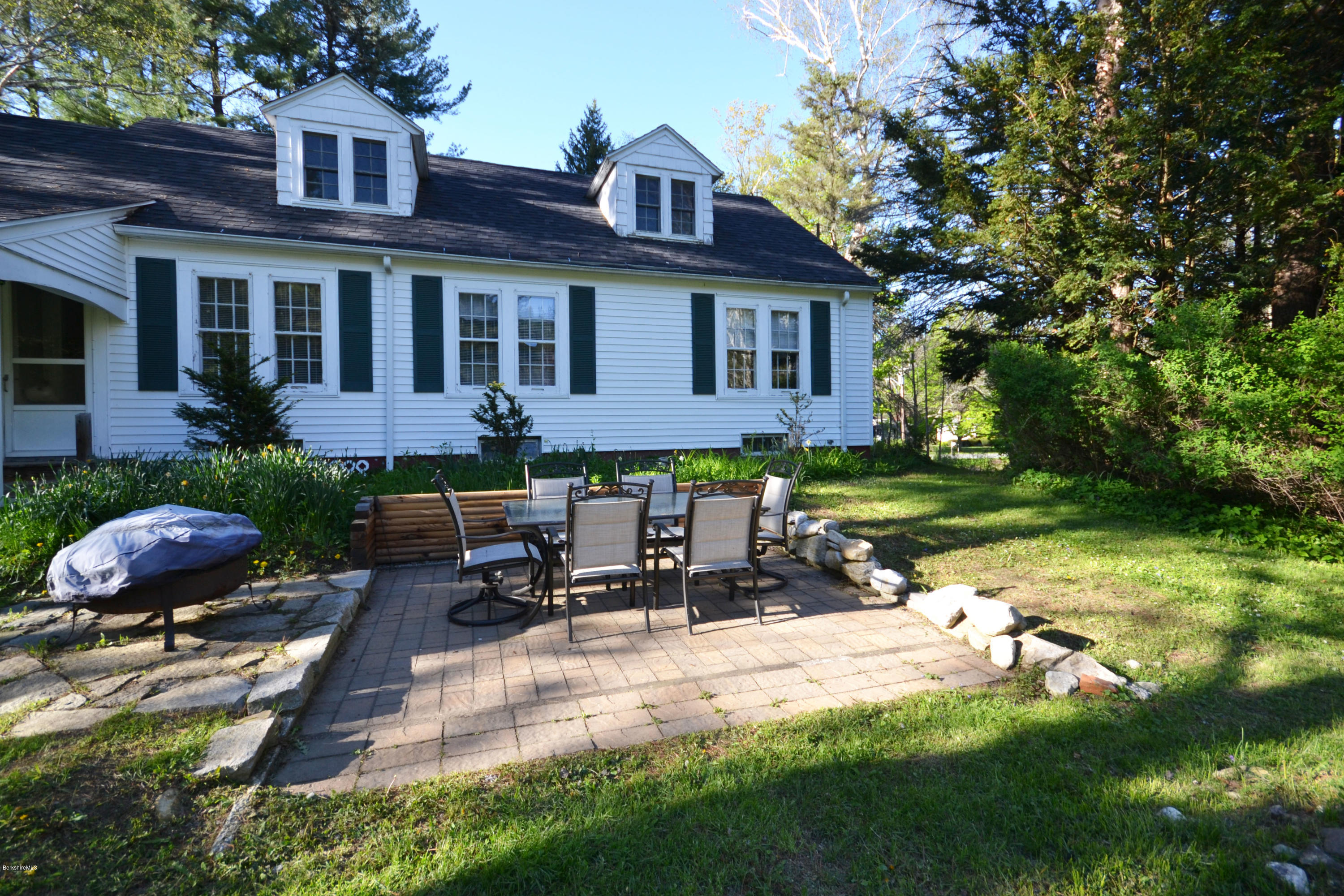 135 South Mountain Road Pittsfield, MA 01201 - Photo 41 of 43 Exterior