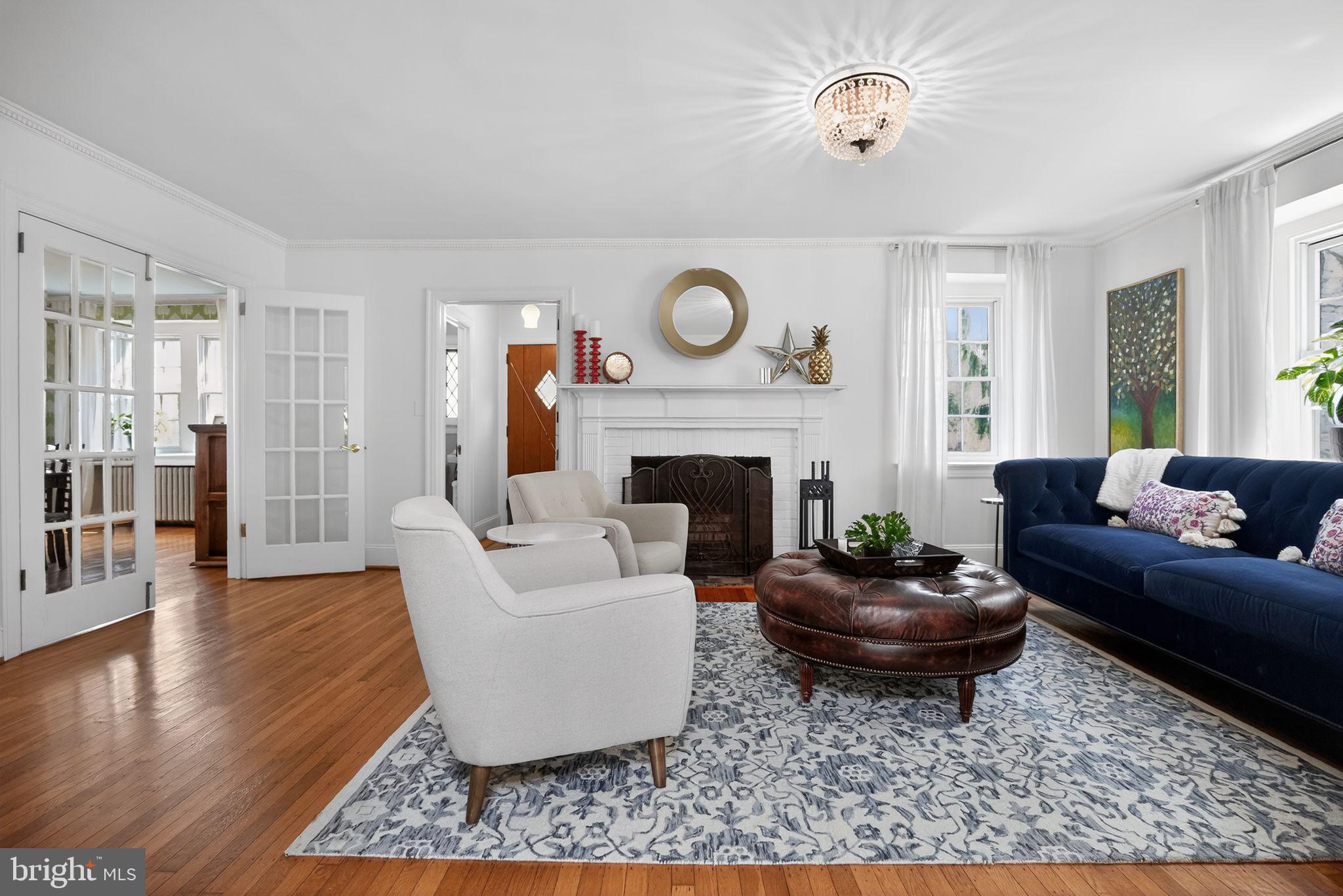 113 Waverly Road Wyncote, PA 19095 - Photo 2 of 38 Living Room w/ fireplace