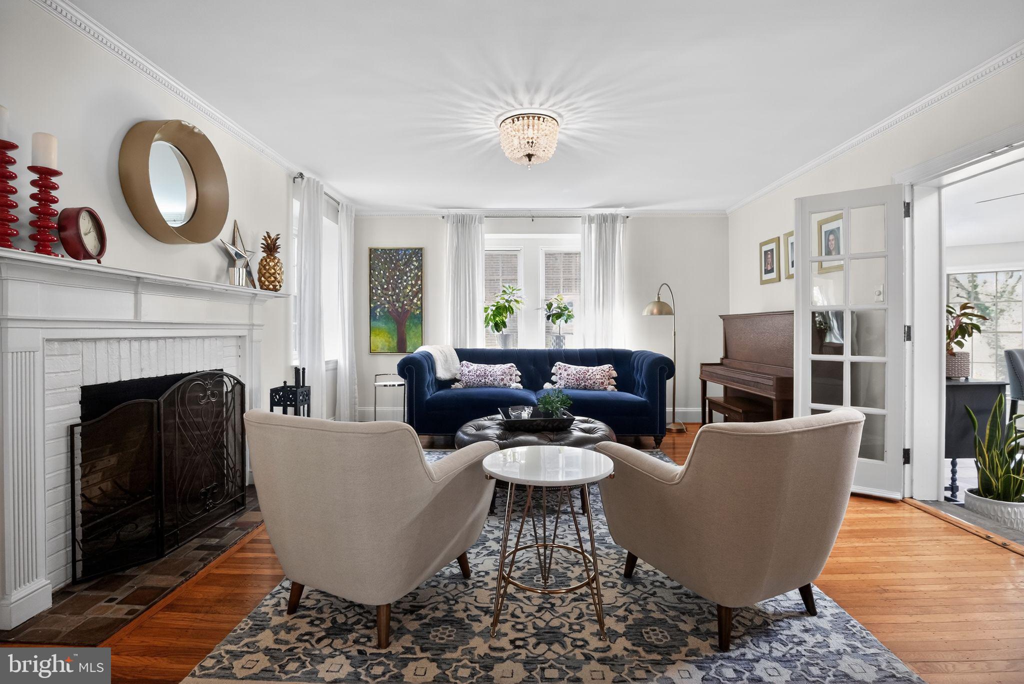 113 Waverly Road Wyncote, PA 19095 - Photo 4 of 38 Living Room