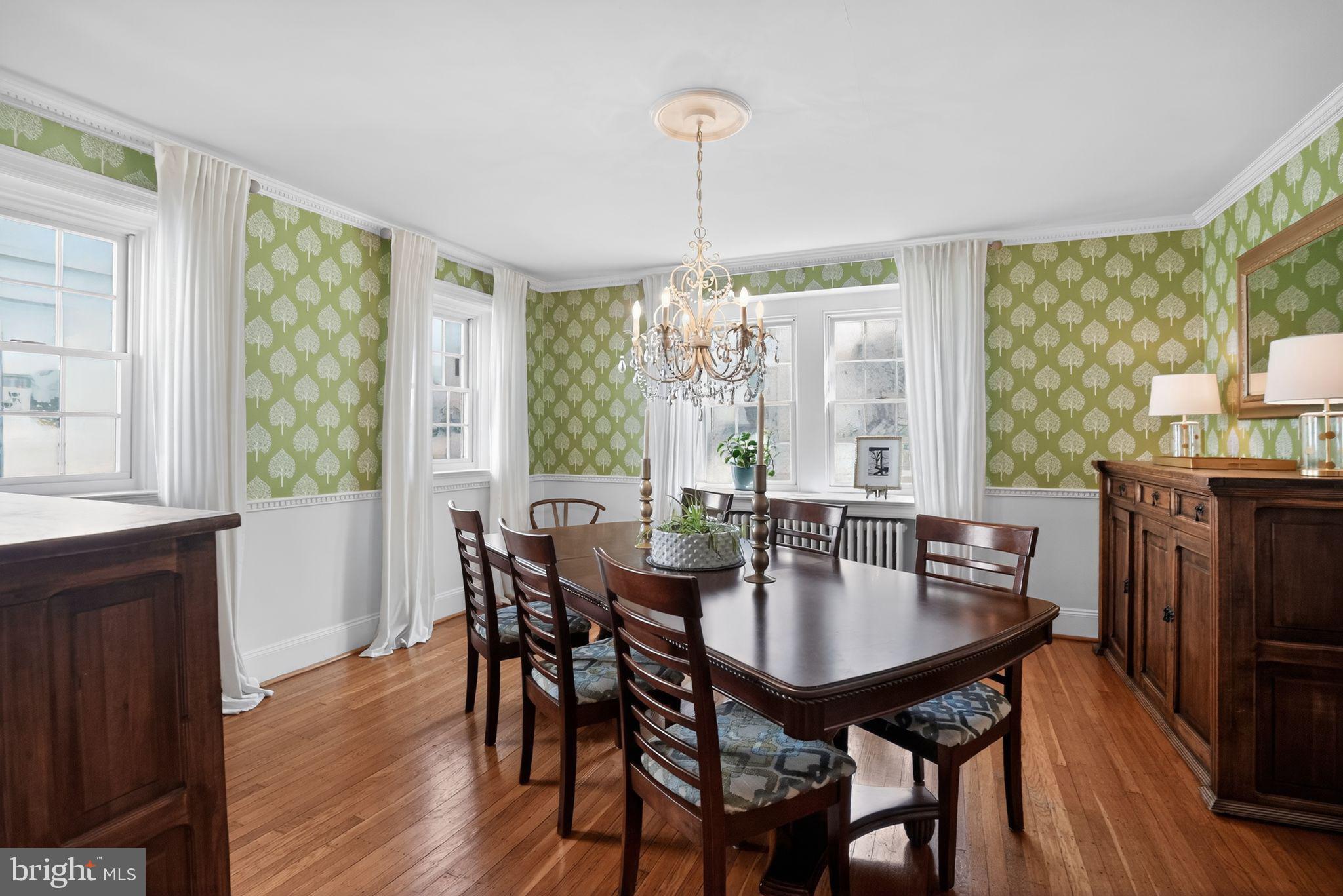 113 Waverly Road Wyncote, PA 19095 - Photo 5 of 38 Formal Dining Room
