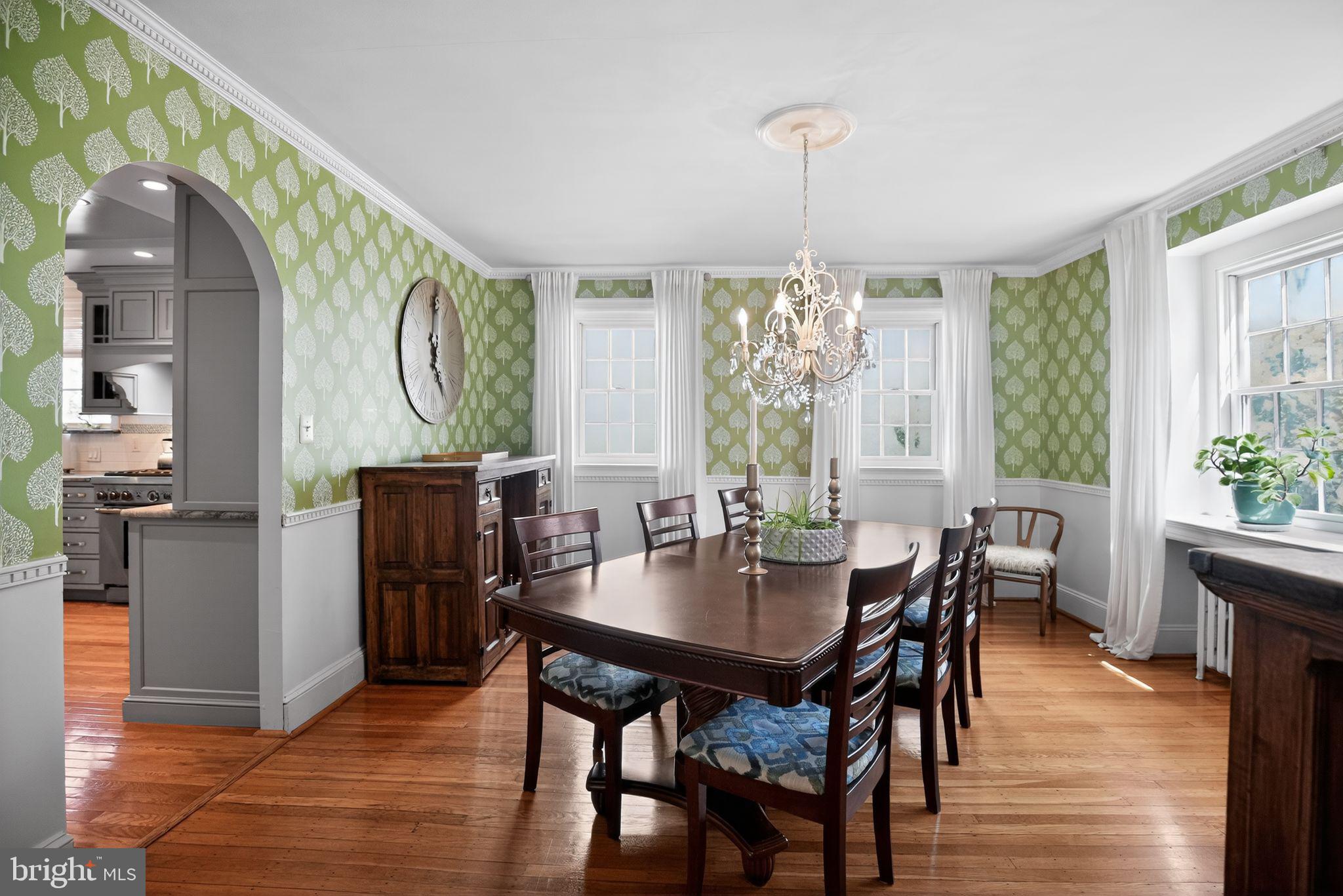 113 Waverly Road Wyncote, PA 19095 - Photo 6 of 38 Dining Room w/ millwork and archway to kitchen