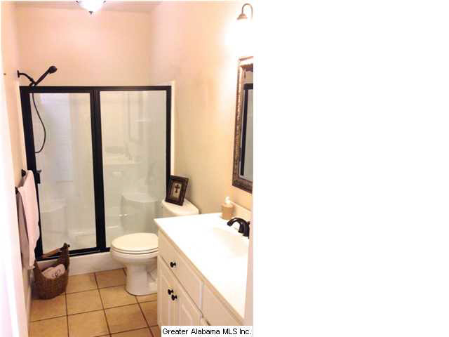 187 Scarbrough Lane Anniston, AL 36207 - Photo 13 of 32