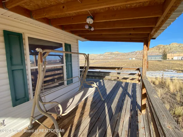 $189,900 | 611 6th Street, La Barge, WY 83123