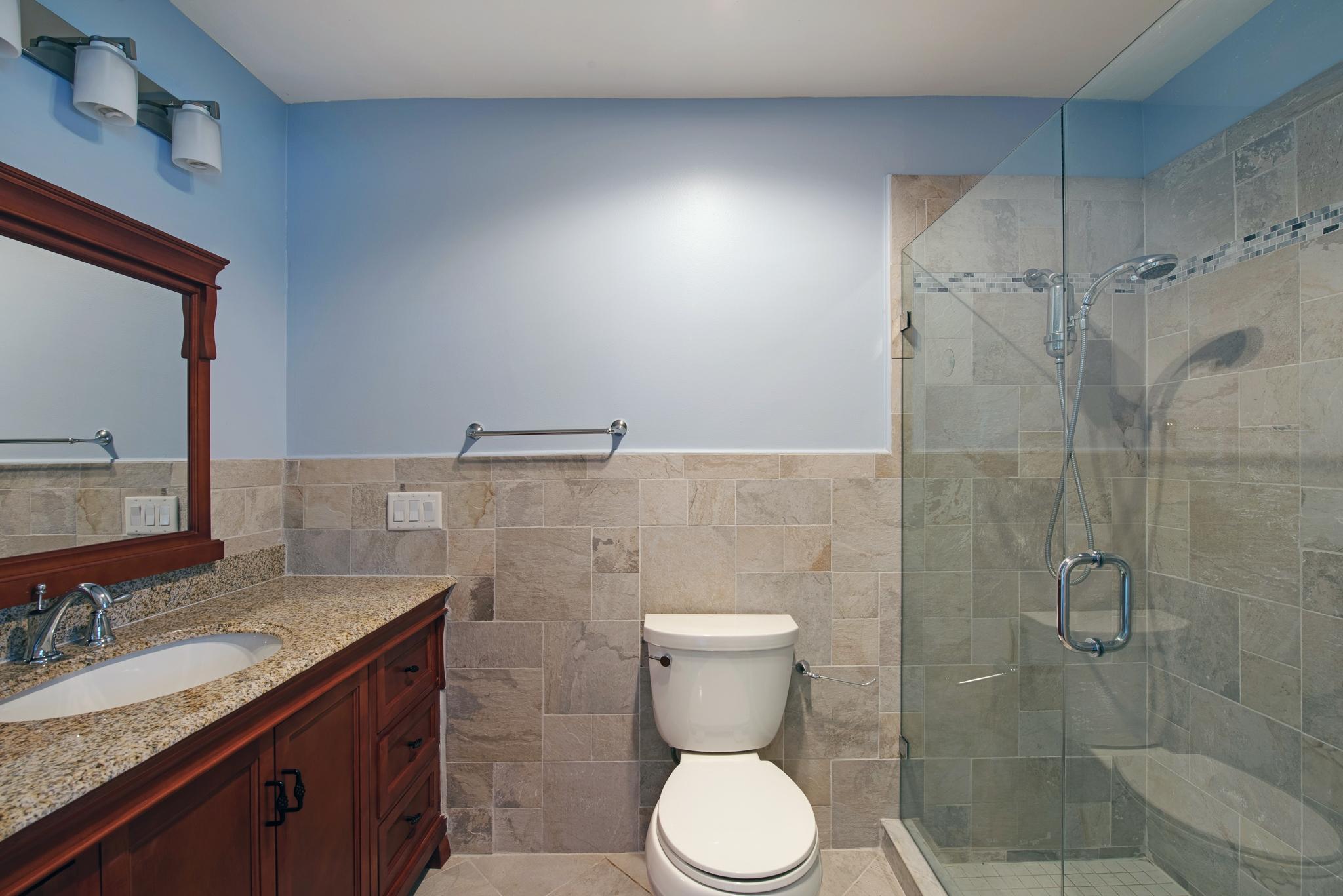 38 Dogwood Ridge Tequesta, FL 33469 - Photo 16 of 39 MASTER BATH