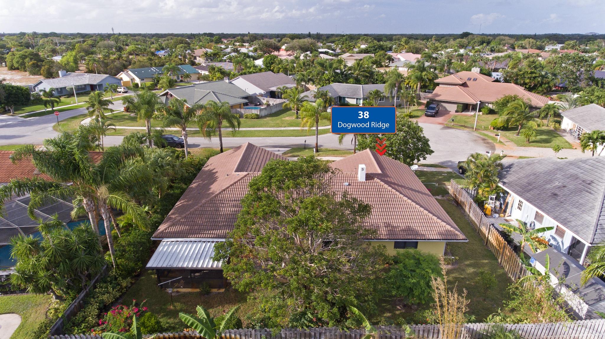 38 Dogwood Ridge Tequesta, FL 33469 - Photo 4 of 39 AERIAL