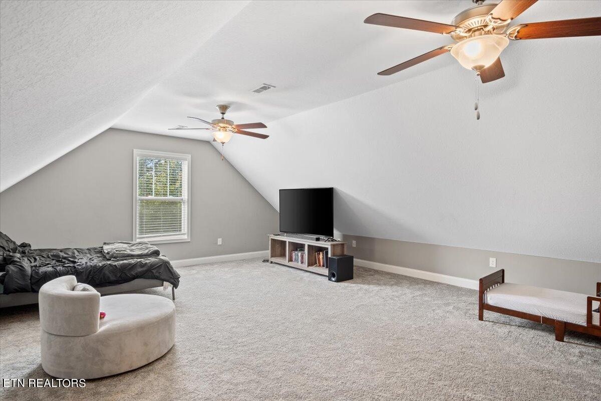 102 Pineberry West Road Oak Ridge, TN 37830 - Photo 28 of 60