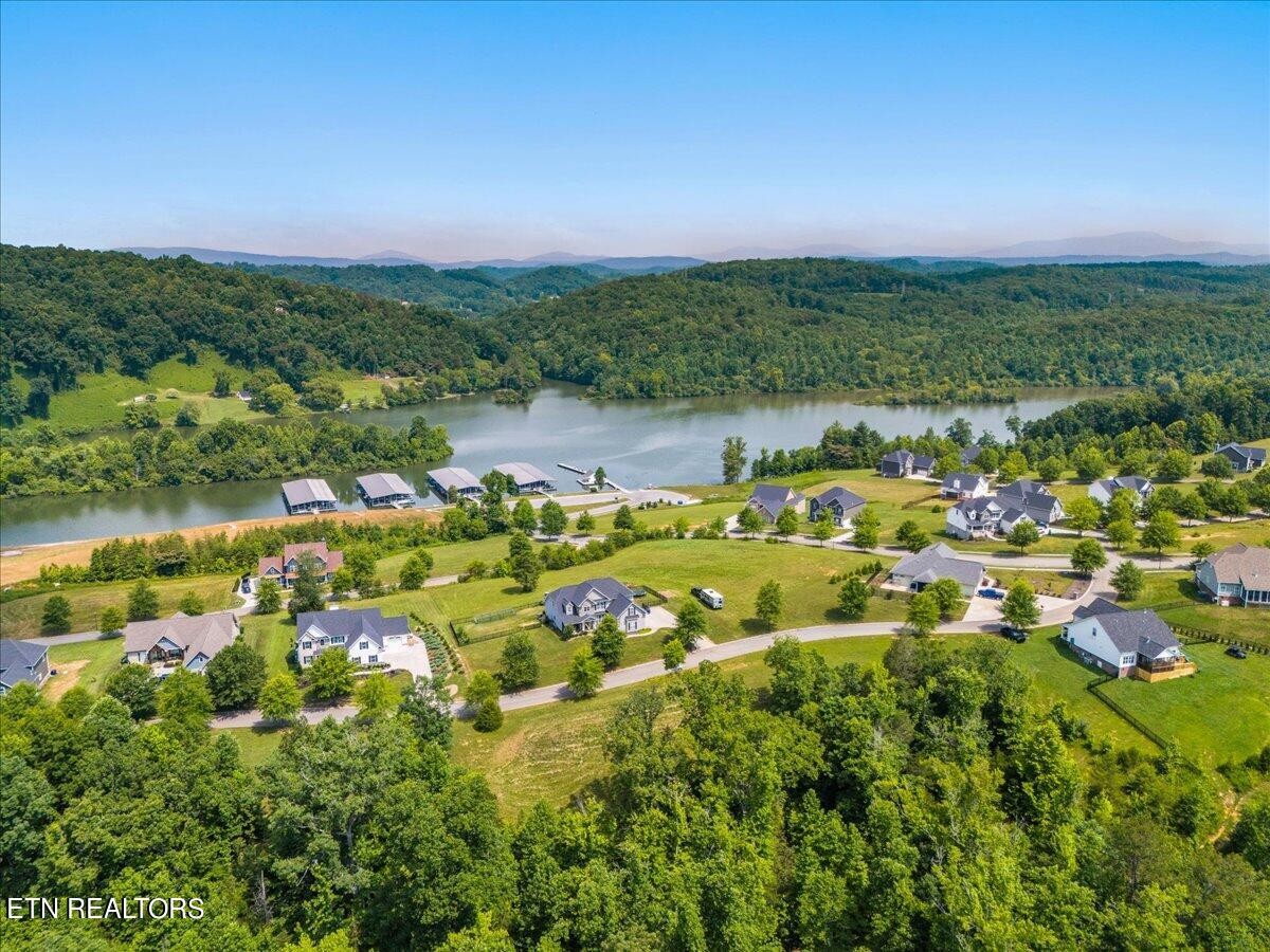 102 Pineberry West Road Oak Ridge, TN 37830 - Photo 45 of 60