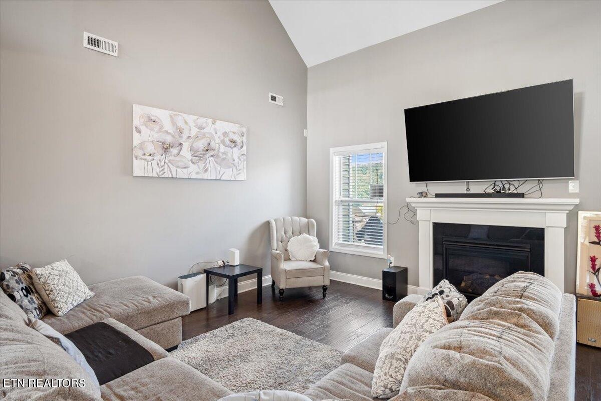 102 Pineberry West Road Oak Ridge, TN 37830 - Photo 10 of 60