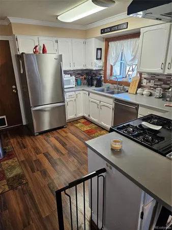 $333,900 | 647 Denver Avenue, De Beque, CO 81630