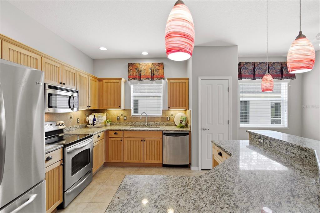 976 Shellbark Way The Villages, FL 32162 - Photo 5 of 43