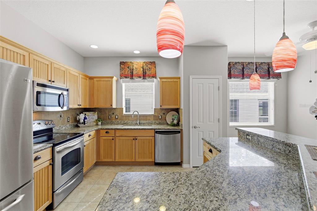 976 Shellbark Way The Villages, FL 32162 - Photo 8 of 43