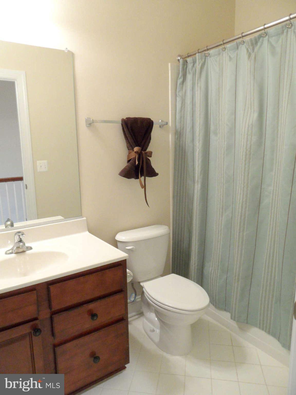 43352 Old Ryan Road Ashburn, VA 20148 - Photo 25 of 28 Bath