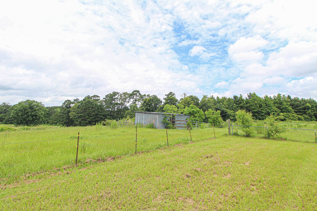 899 J Hickman Road Livingston, TX 77351 - Photo 20 of 48