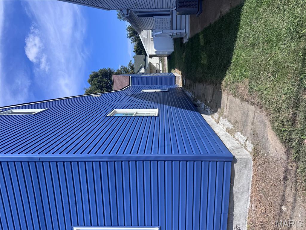 108 South Moore Street Waterloo, IL 62298 - Photo 3 of 10