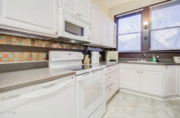 $3,000 | 385 South Broad Street, Globe, AZ 85501