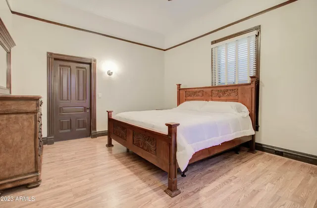 $2,500 | 385 South Broad Street, Globe, AZ 85501