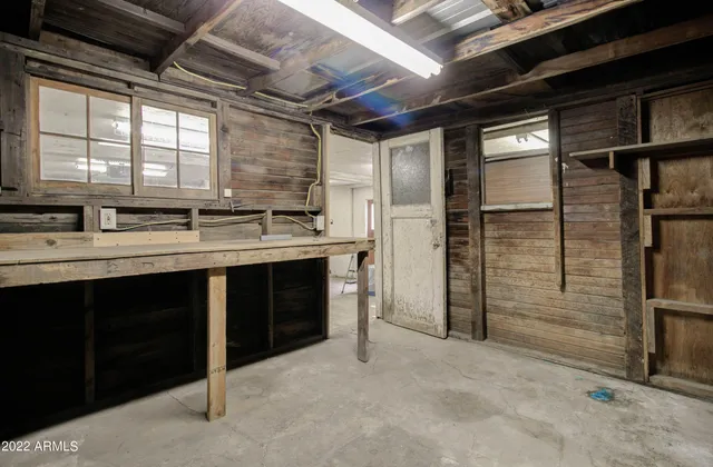 $2,500 | 385 South Broad Street, Globe, AZ 85501