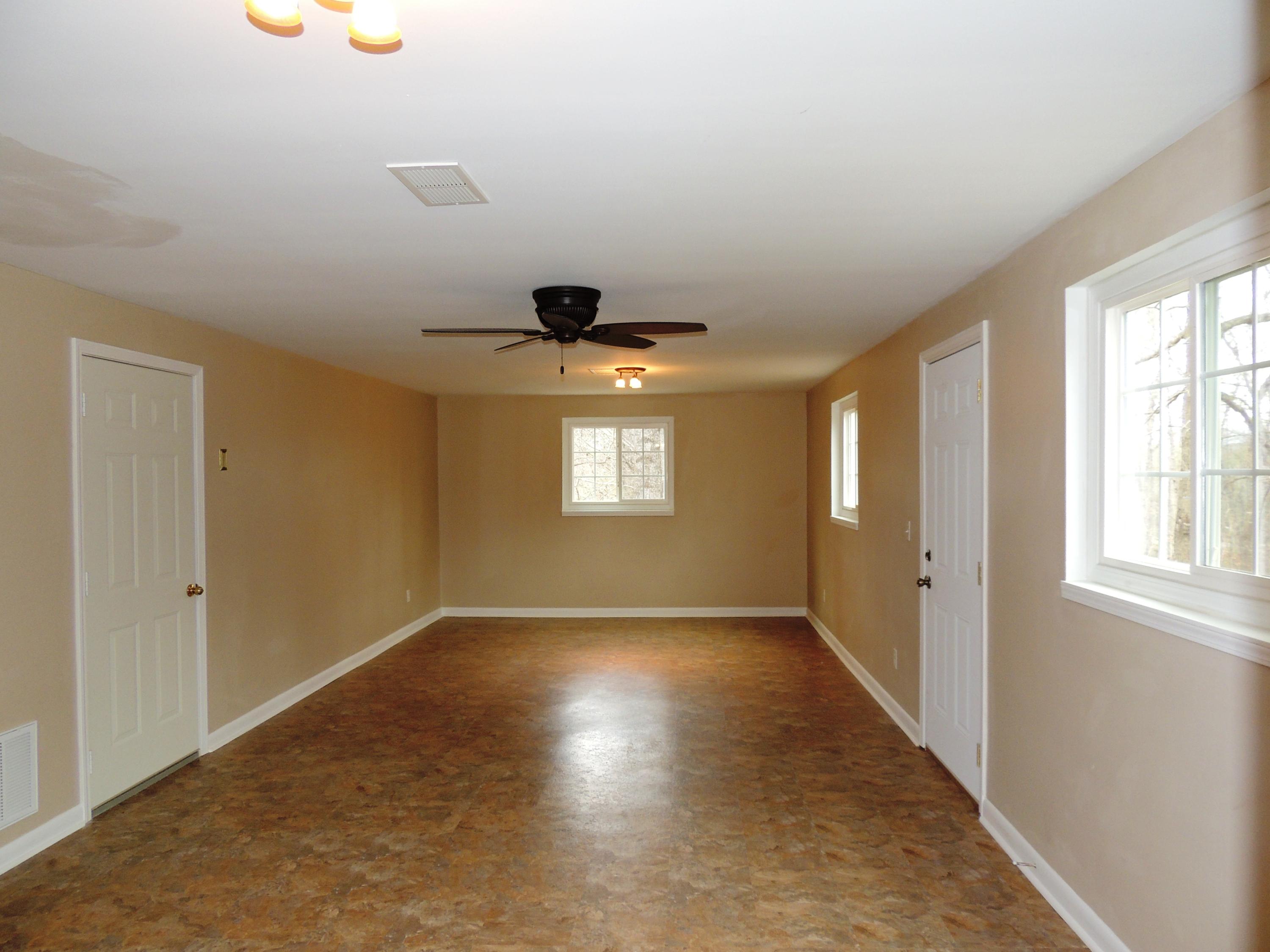 4474 Alean Road Boones Mill, VA 24065 - Photo 12 of 26 Family Room