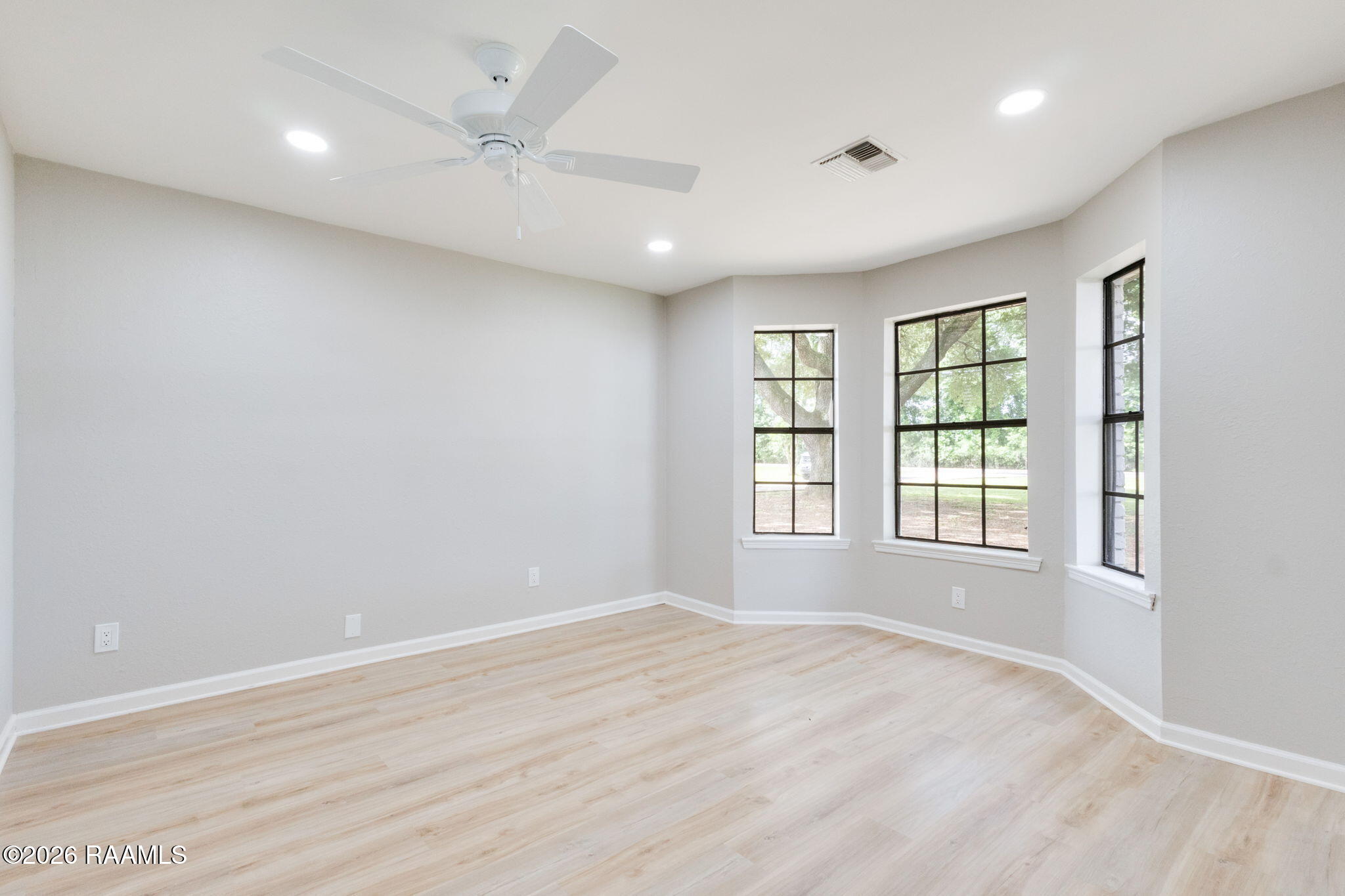 103 Failla Road Lafayette, LA 70508 - Photo 28 of 32 24-web-or-mls-403 Failla-14