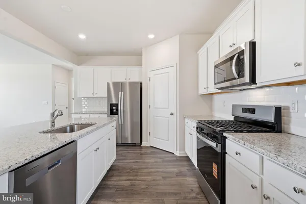 $484,740 | 17480 Clark And York Boulevard, Ruther Glen, VA 22546