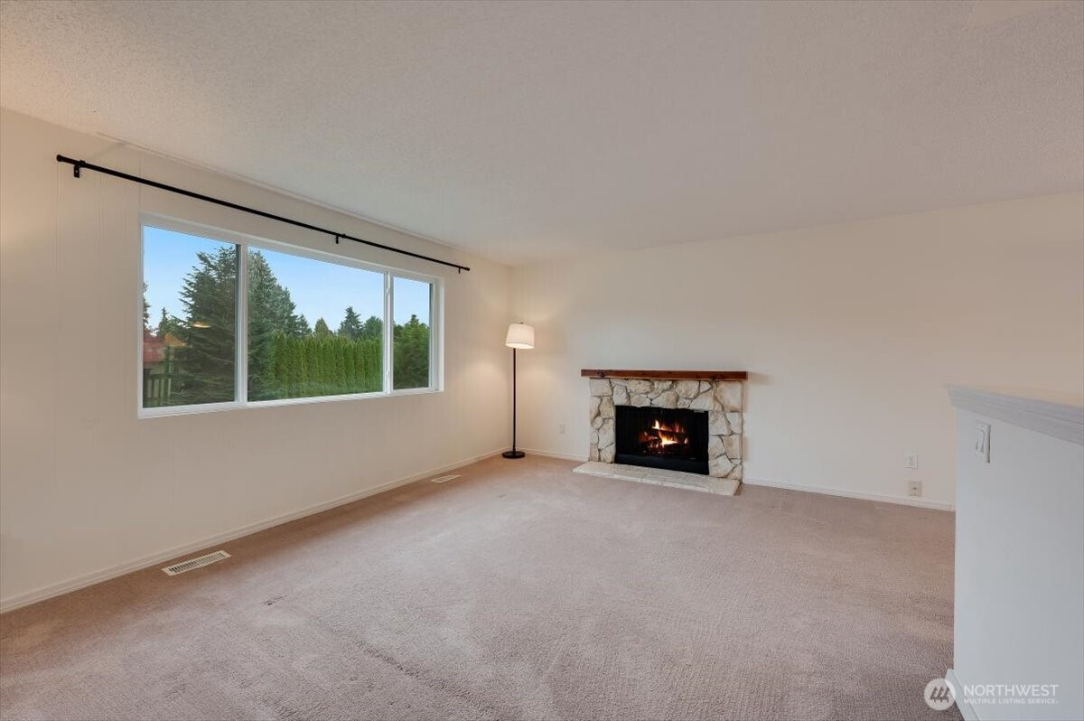 16904 23rd Avenue Southeast Bothell, WA 98012 - Photo 6 of 30