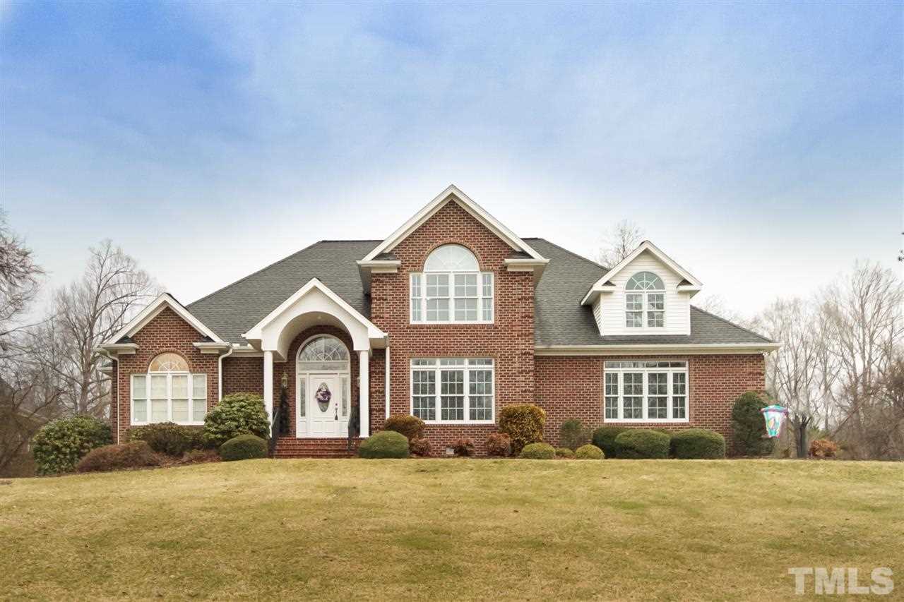 Stunning Home with Beautifully Landscaped Yard!