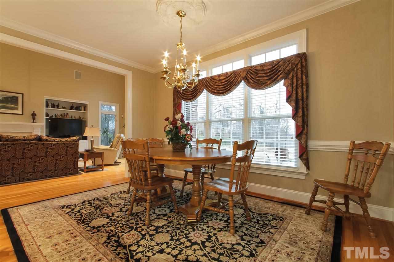 864 Rivers Edge Drive Graham, NC 27253 - Photo 11 of 25 Bright Area for Dining