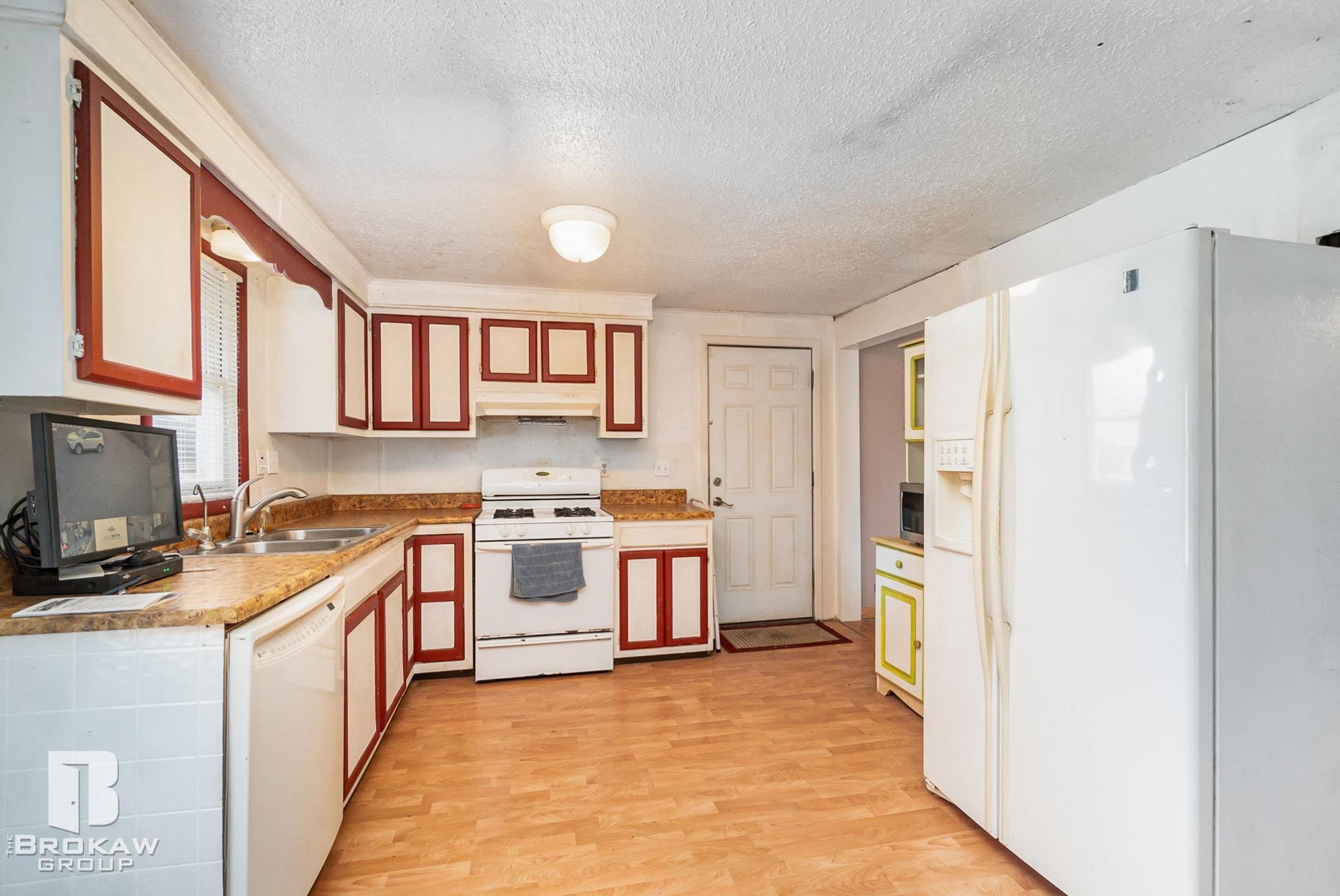 3080 Gary Road Montrose, MI 48457 - Photo 6 of 14