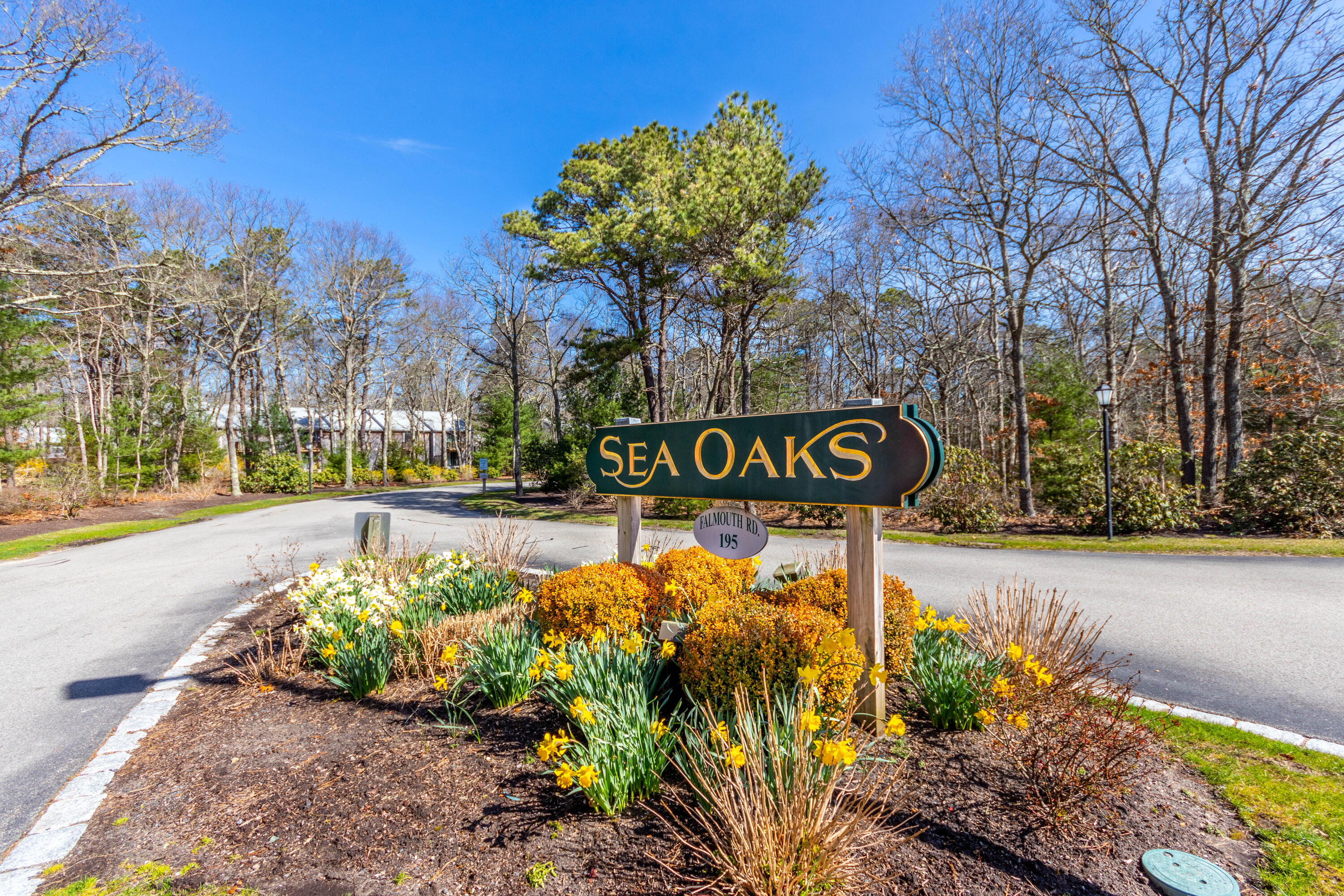 195 Falmouth Road, Unit 5B Mashpee, MA 02649 - Photo 2 of 29 Sea Oaks Entrance