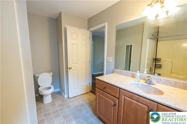 $2,800 | 127 Highlands Circle, Easton, PA 18042