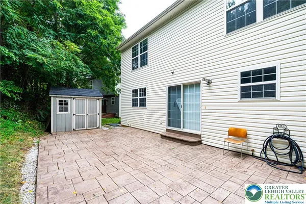 $2,800 | 127 Highlands Circle, Easton, PA 18042